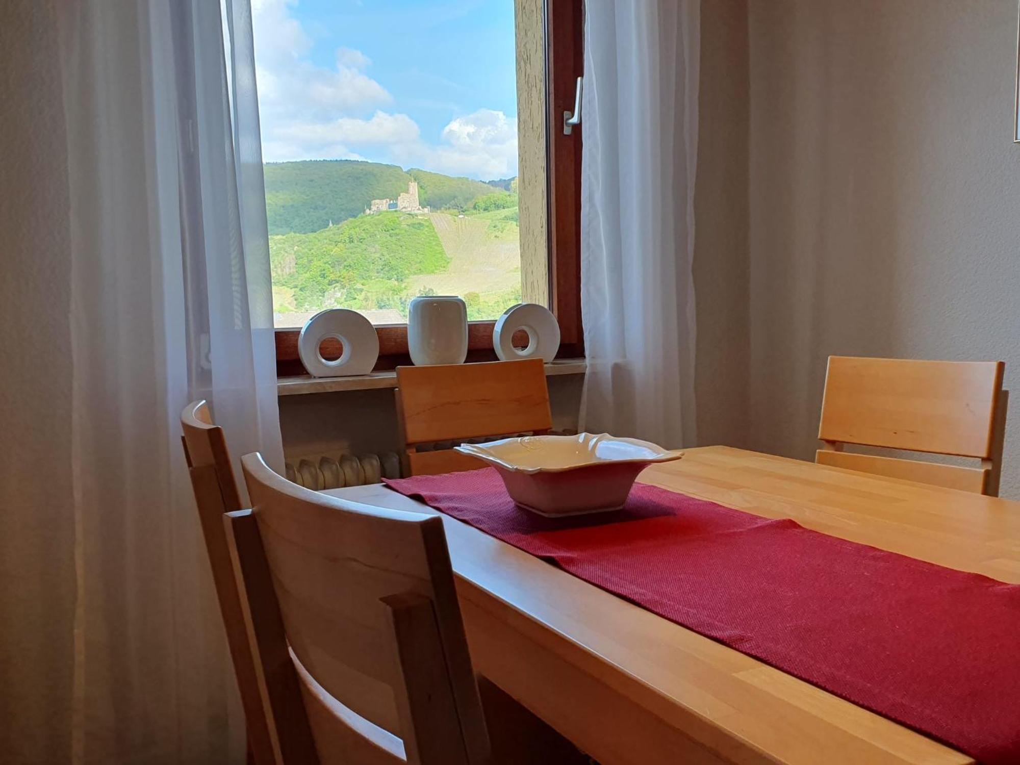 Ferienwohnung Bauer 베른카슈텔쿠에스 외부 사진